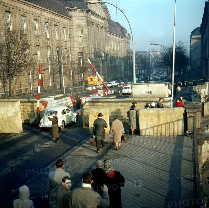 Vue du mur de Berlin, 1963