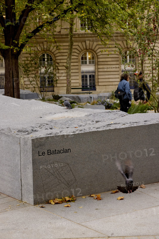 Jardin du 13 Novembre 2015 à Paris