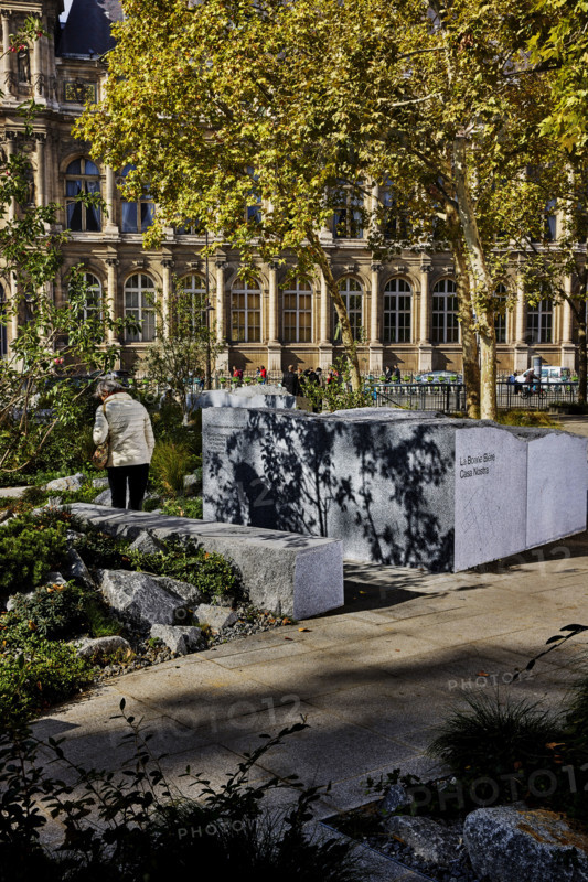 Jardin du 13 Novembre 2015 à Paris