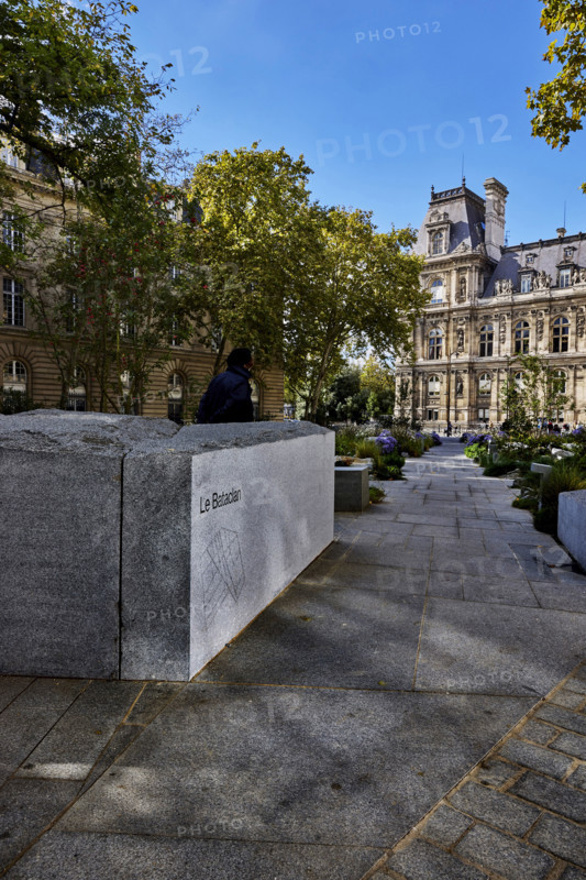 Jardin du 13 Novembre 2015 à Paris