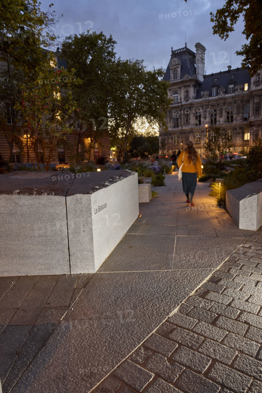 Jardin du 13 Novembre 2015 à Paris