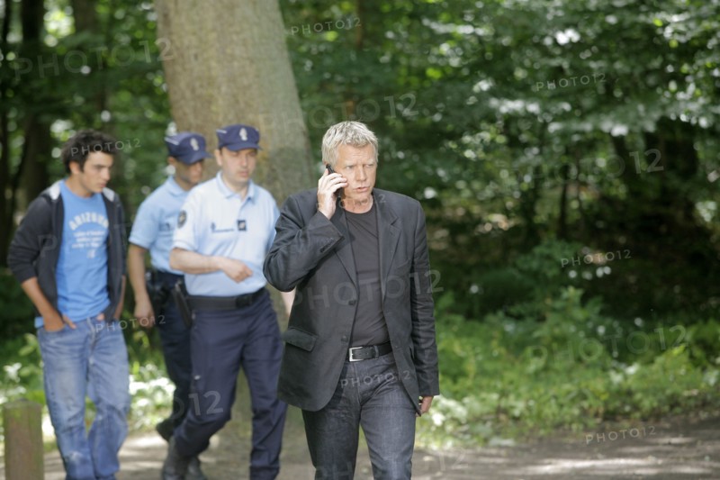 Section de recherches (TV series)