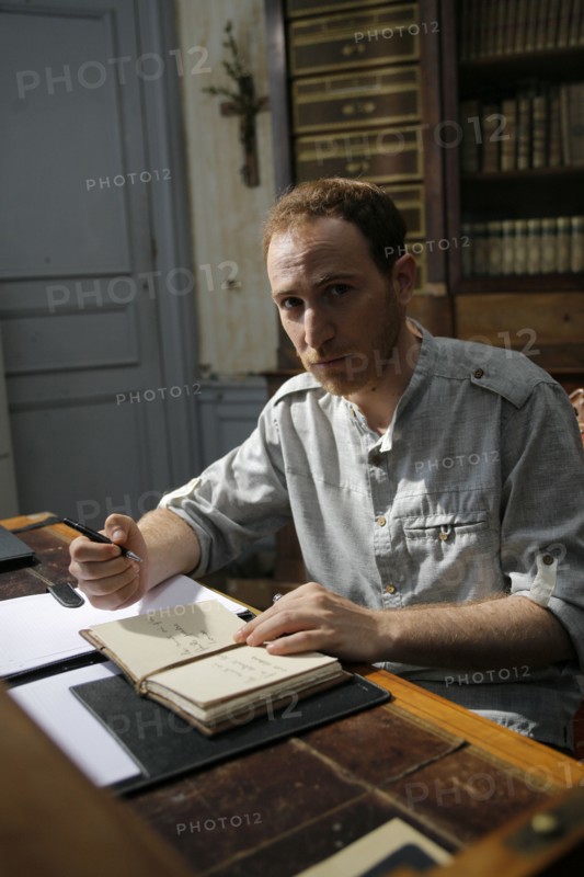 Cent pages blanches