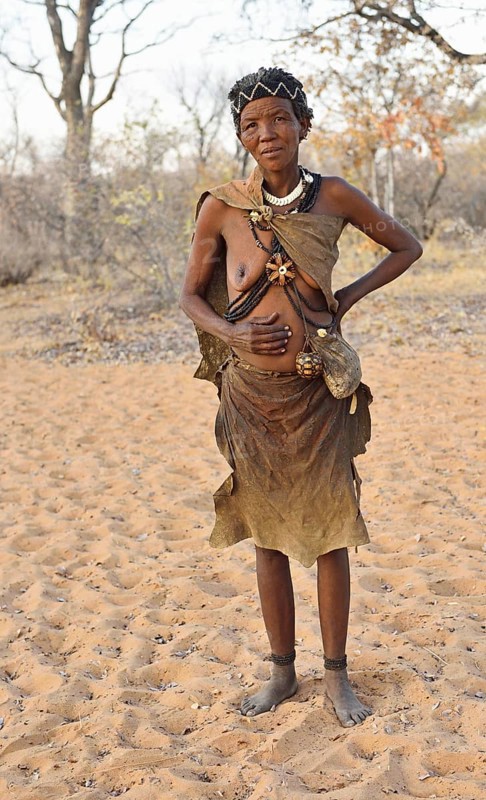 Old San woman