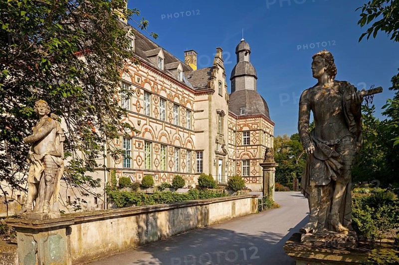 Overhagen Castle
