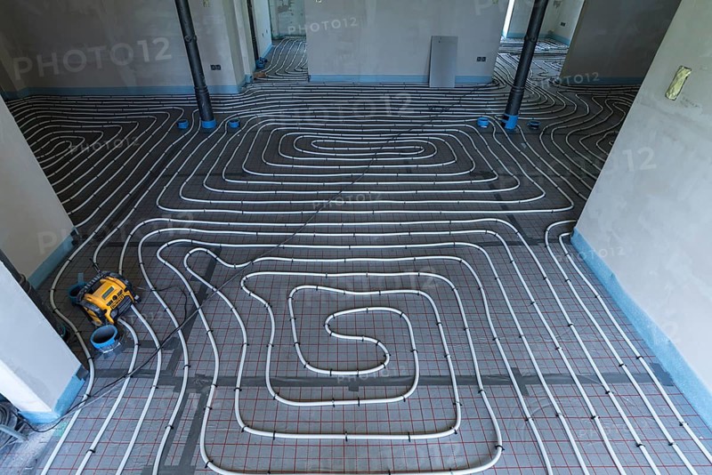 Installed underfloor heating in a new apartment