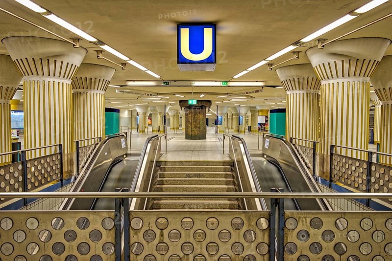 Intermediate floor of the subway station Bockenheimer Warte with escalator to the platforms