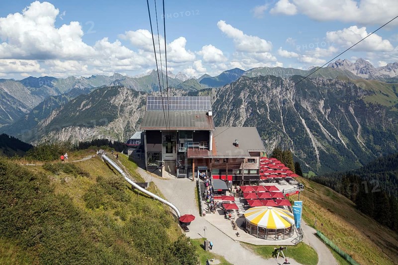 Cable car