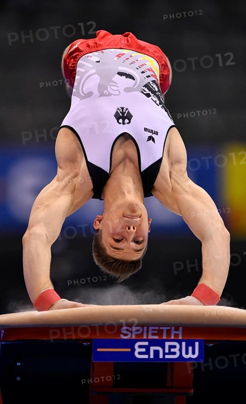 Apparatus gymnastics