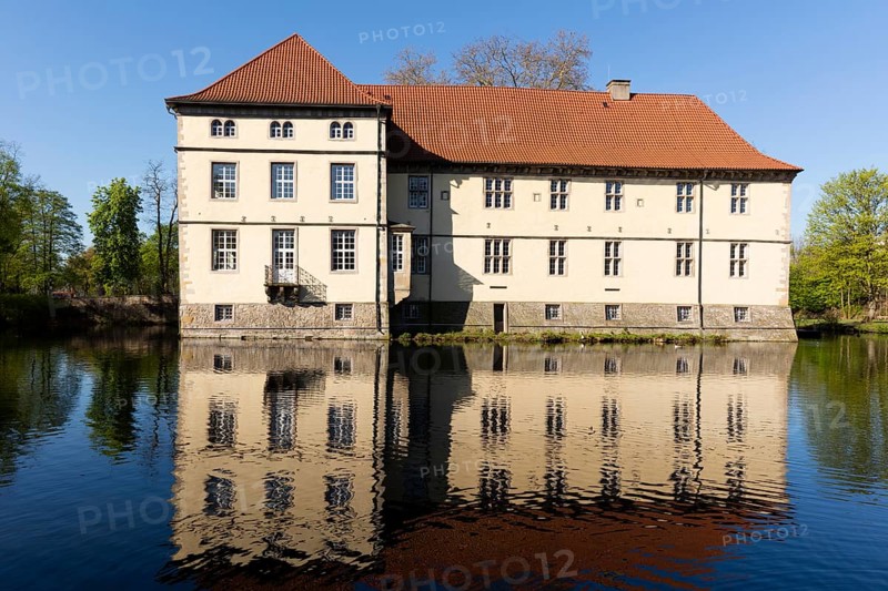 Strunkede Castle