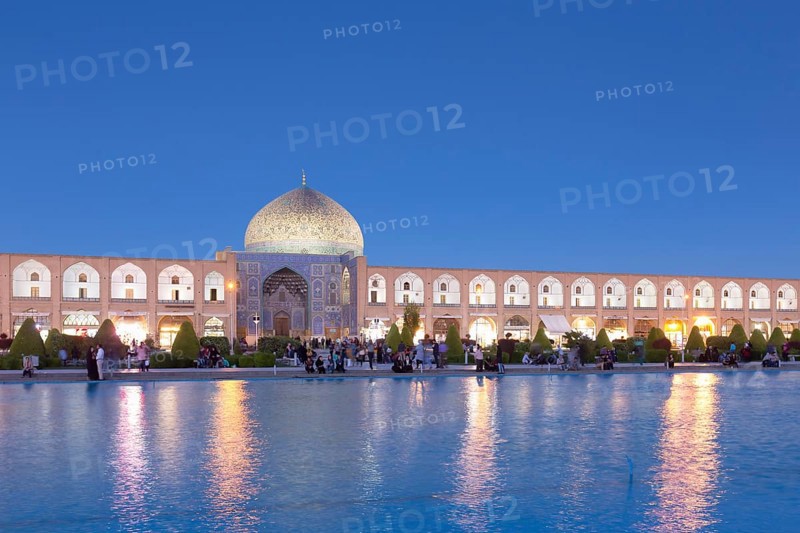 Imam square with Lotfollah mosque