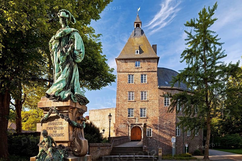 Grafschafter Museum in Moers Castle with the monument to Elector Luise Henriette von Brandenburg