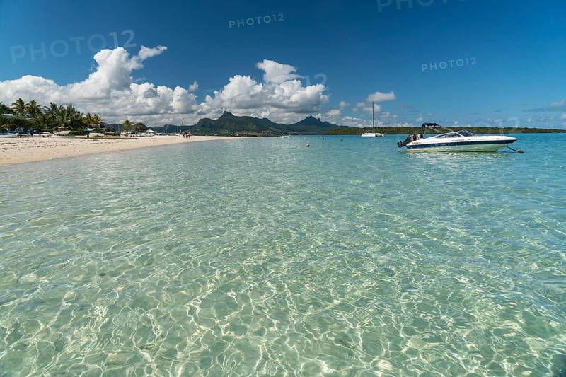 Pointe d'Esny Beach