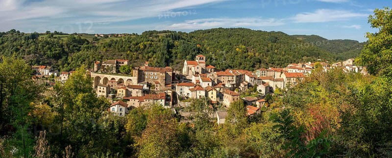 Auzon village