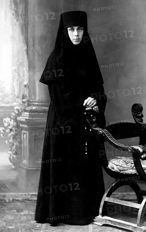 Nun