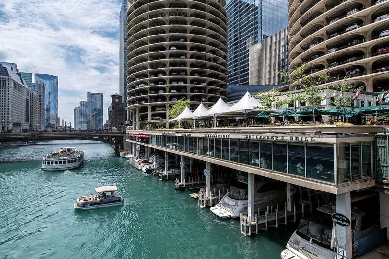 View from the Bataan Corregidor Memorial Bridge to the Chicago River