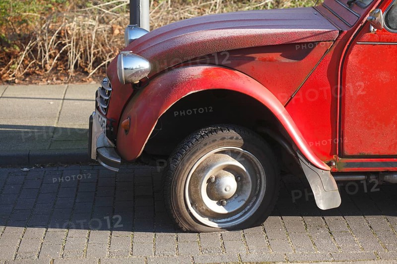 Flat tire on vintage car