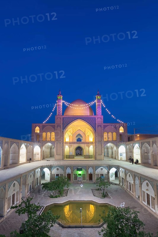 Mosque Masjed-e Agha Bozorg at dusk
