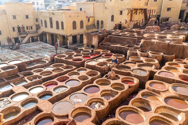 Leather dyeing tanks