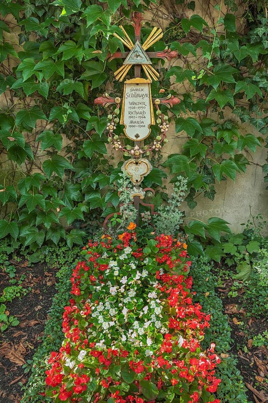 Family grave