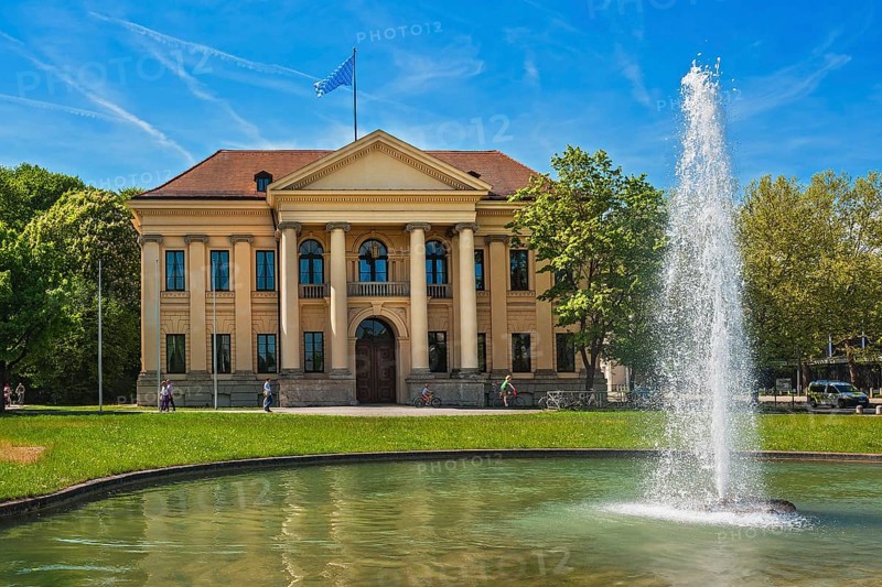 Prinz-Carl-Palais