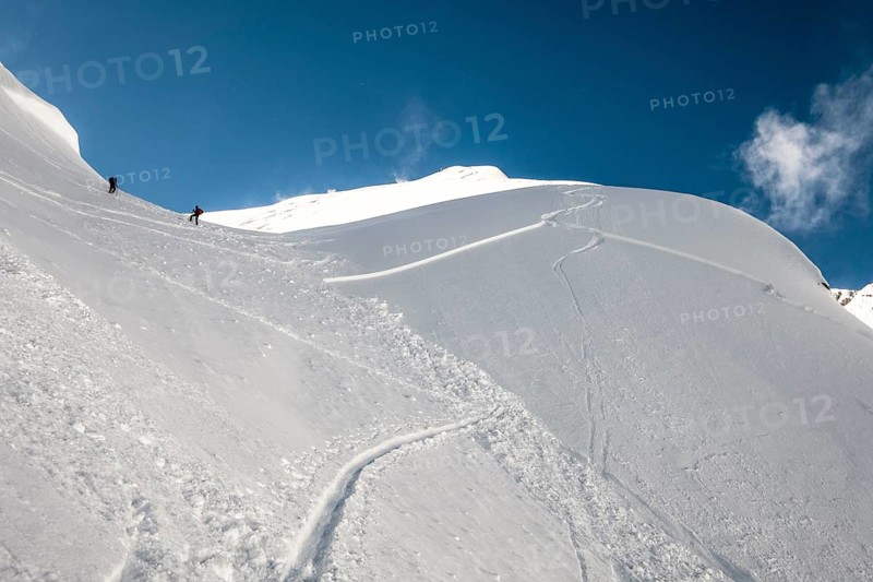 Snowboard avalanche