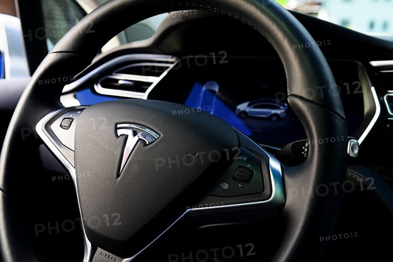 Dashboard with steering wheel