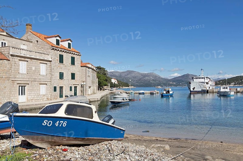 Coastal town Sudurad