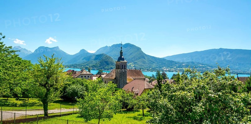 Talloires village