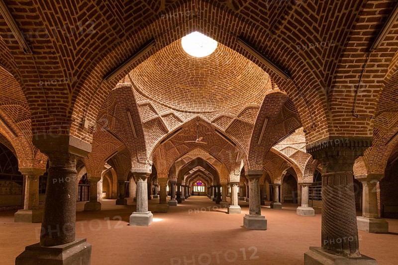 Inside the Jameh Mosque