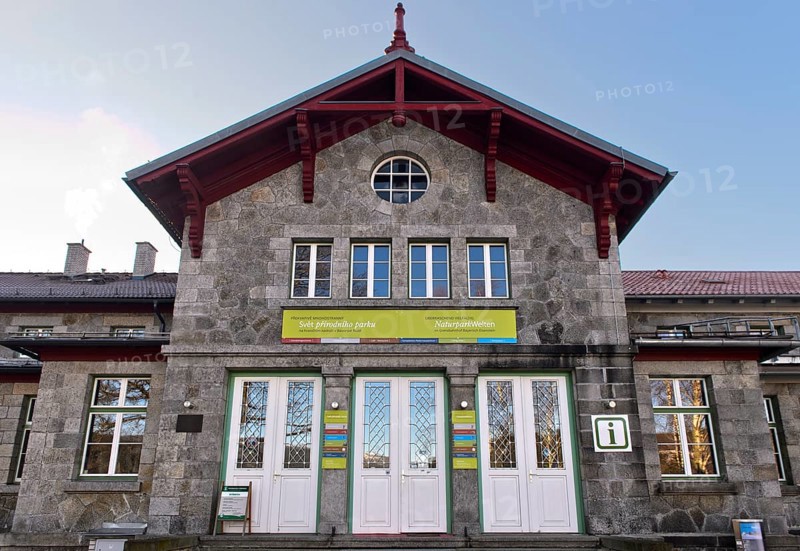 Divided border station Zelezna Ruda-Alzbetin with state border through the middle door