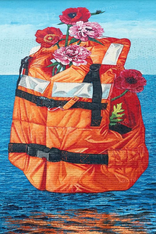 Flowered lifejacket