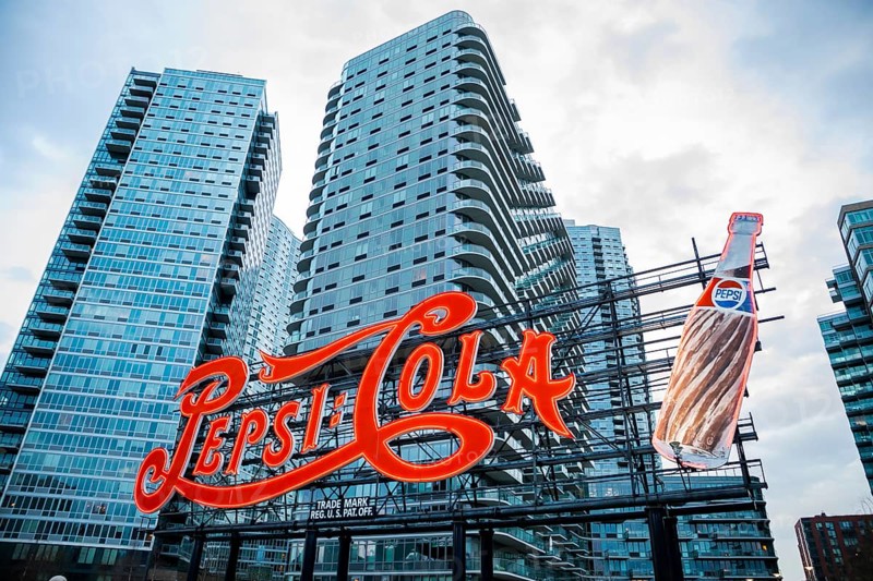 Historic Pepsi-Cola neon sign