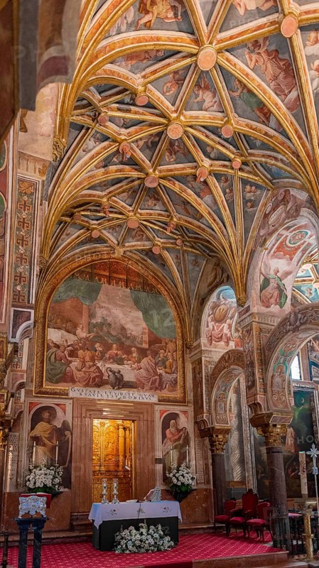 Decorated ceiling paintings with angels in Tabernacle Chapel