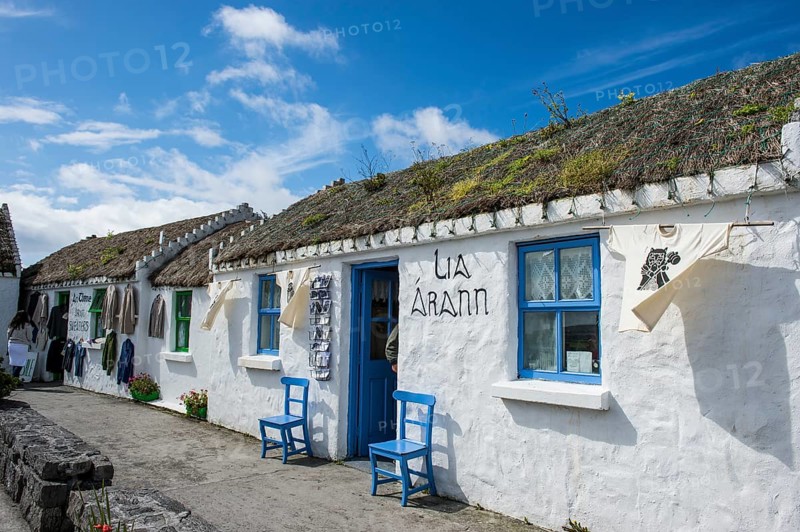 Local pub in Arainn