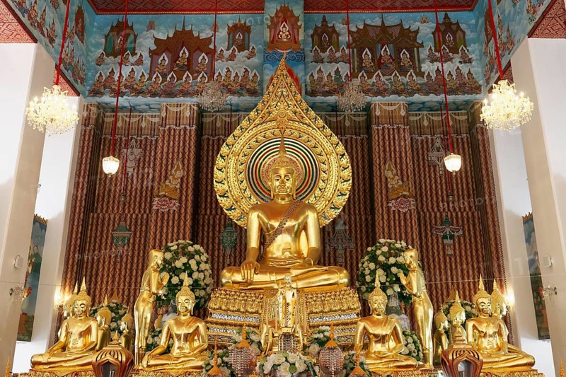 Altar with Buddha statue