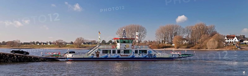 Ferry on the Rhine between Dusseldorf-Kaiserwerth and Meerbusch Langst-Kierst