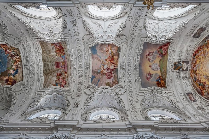 Interior view with ceiling frescoes and stucco