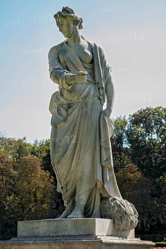 Park with statue of Ceres