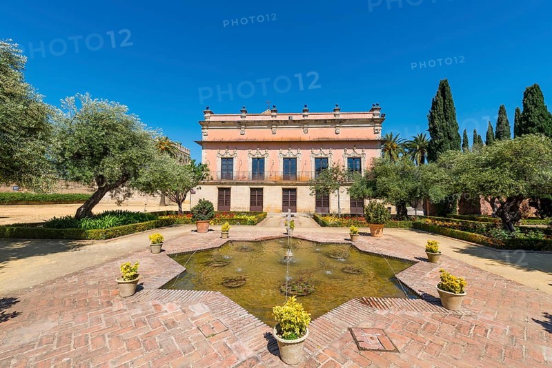 Fountain in front of Baroque castle