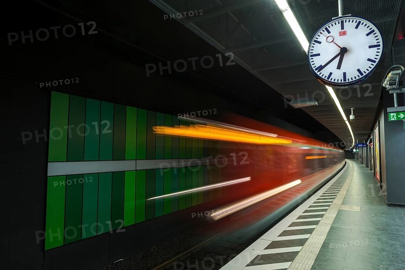 Train coming in at the platform