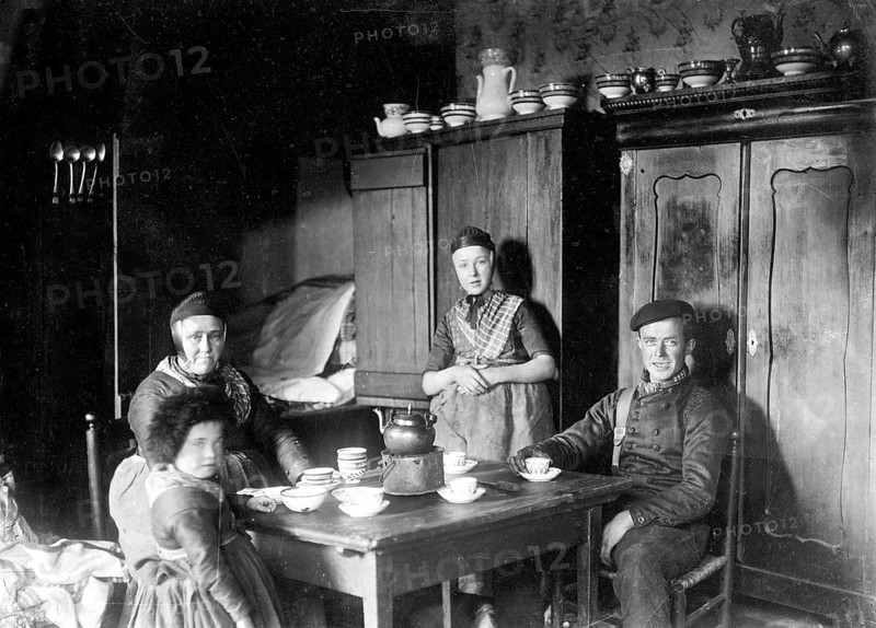 Farmer family ca. 1920