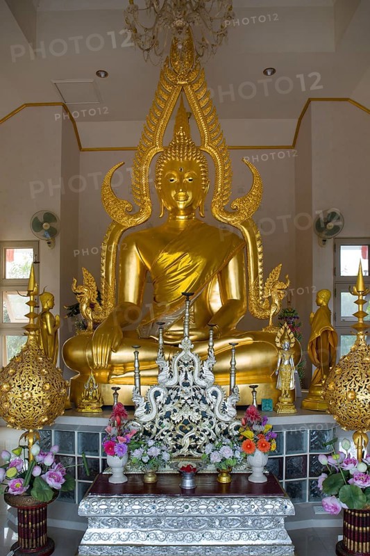 Reproduction of Buddha Phra Phuttha Chinnarat