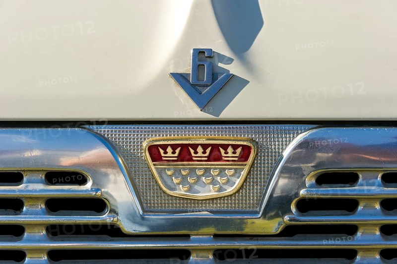 Logo on oldtimer FORD Taunus 20M