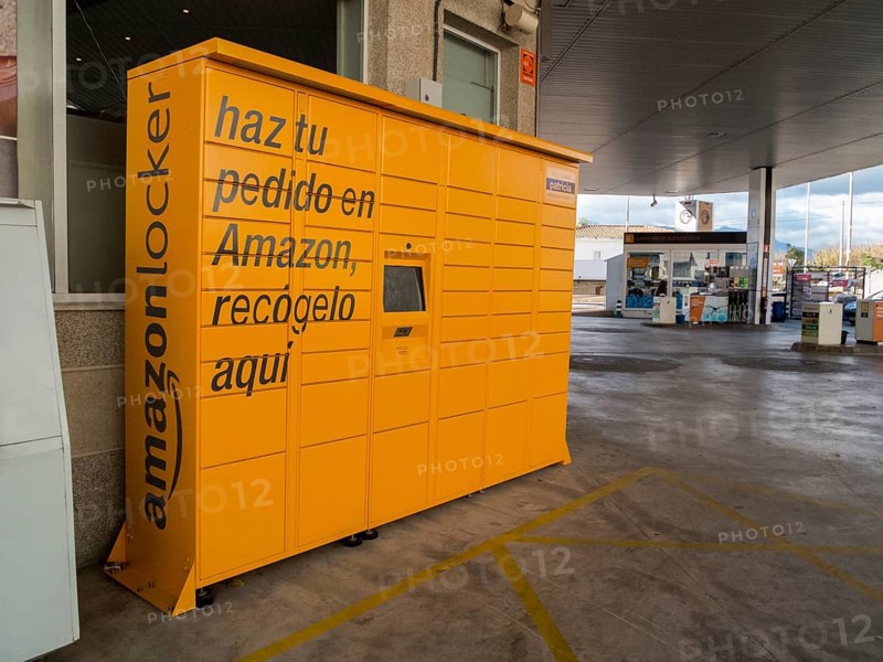 Amazon Locker