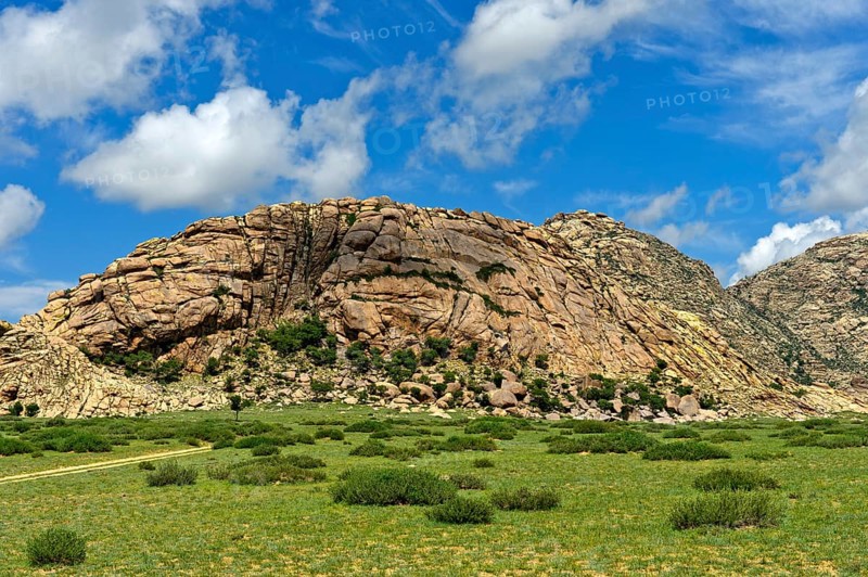 Khugnu Khan Mountains