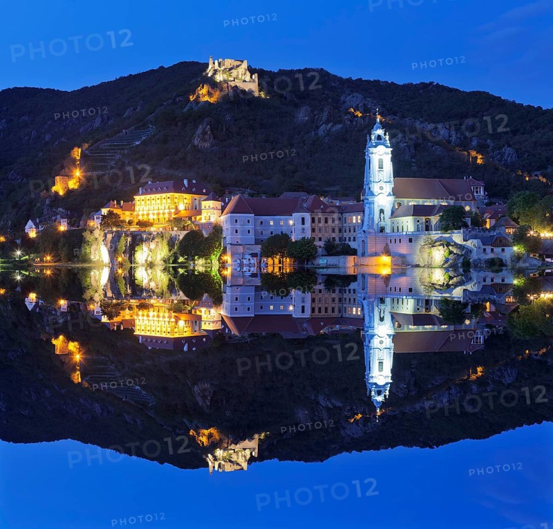 View over the Danube to Durnstein with collegiate church and castle ruin