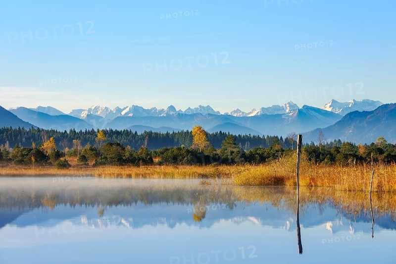 Autumn morning at the Kirchsee