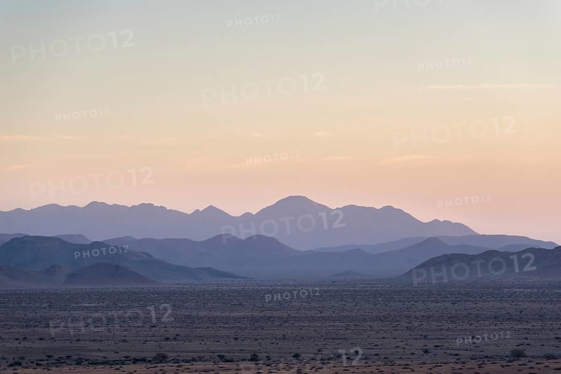 Dry landscape of the Naukluft mountains