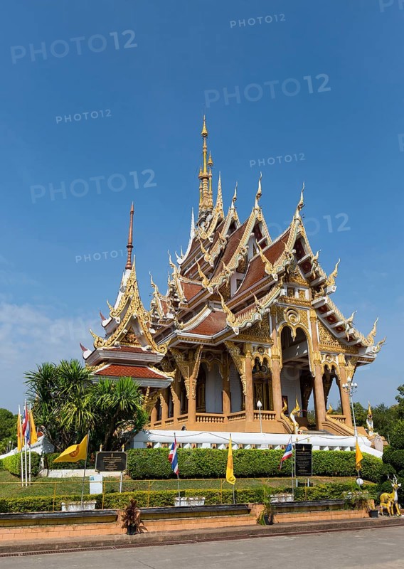 Saint Bot of Wat Pa Saeng Arun